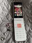 LG wine smart flip phone