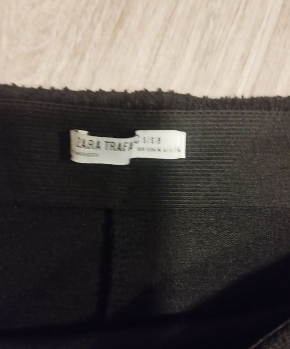 Czarna spódniczka mini dzianinowa r. 36 S