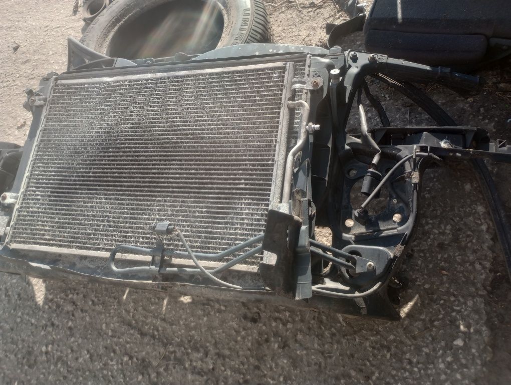 Audi a4 b6 a4b6 1.9 130km pas przedni przód wzmocnienie czołowe