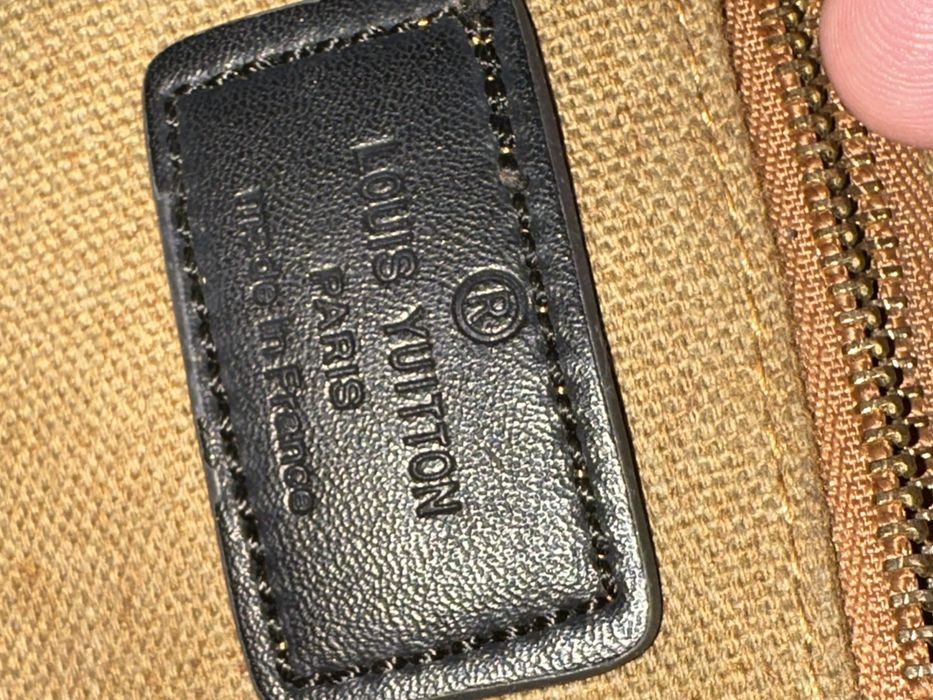 Колекційна сумка для дівчини фірми Луї Вітон