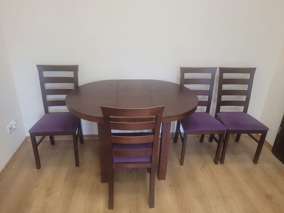 Stol z 4 krzeslami