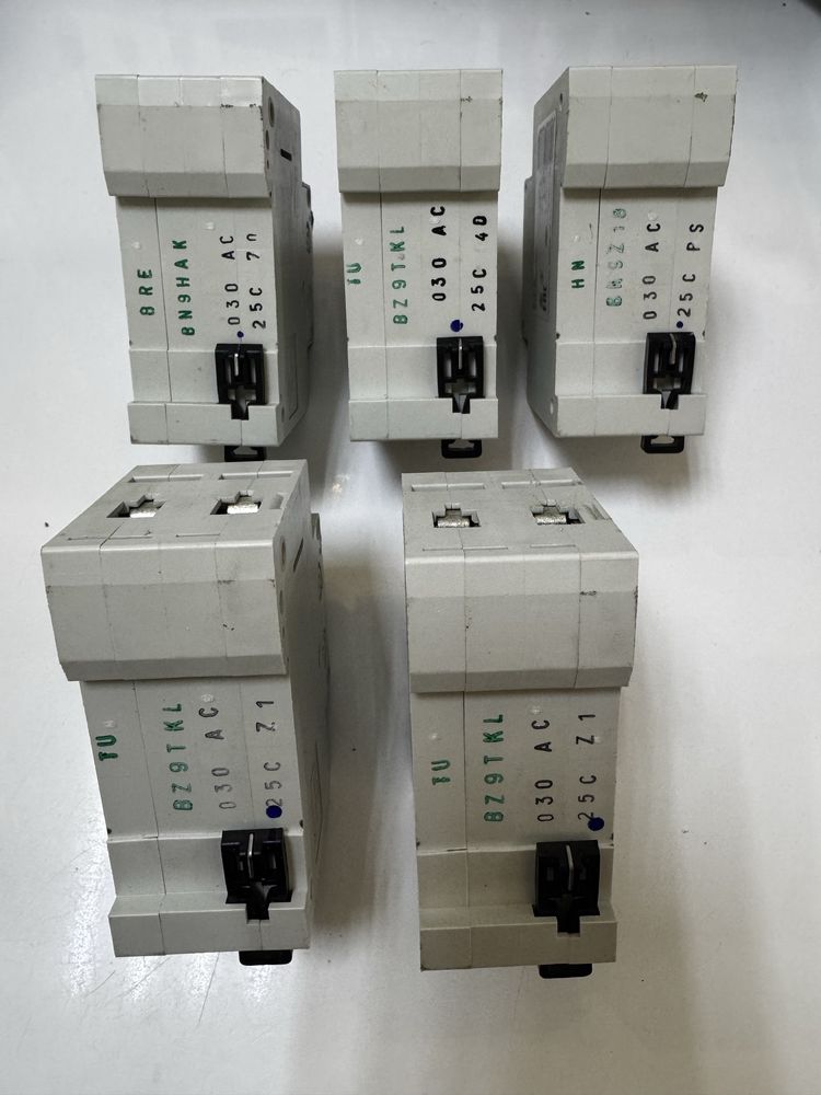 Диференційний автомат EATON PFL6-25/1N/C/003