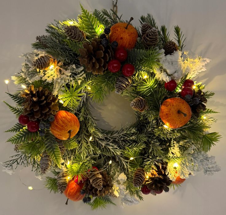 Wianek świąteczny bożonarodzeniowy LED 35 cm zimowy ręcznie robiony