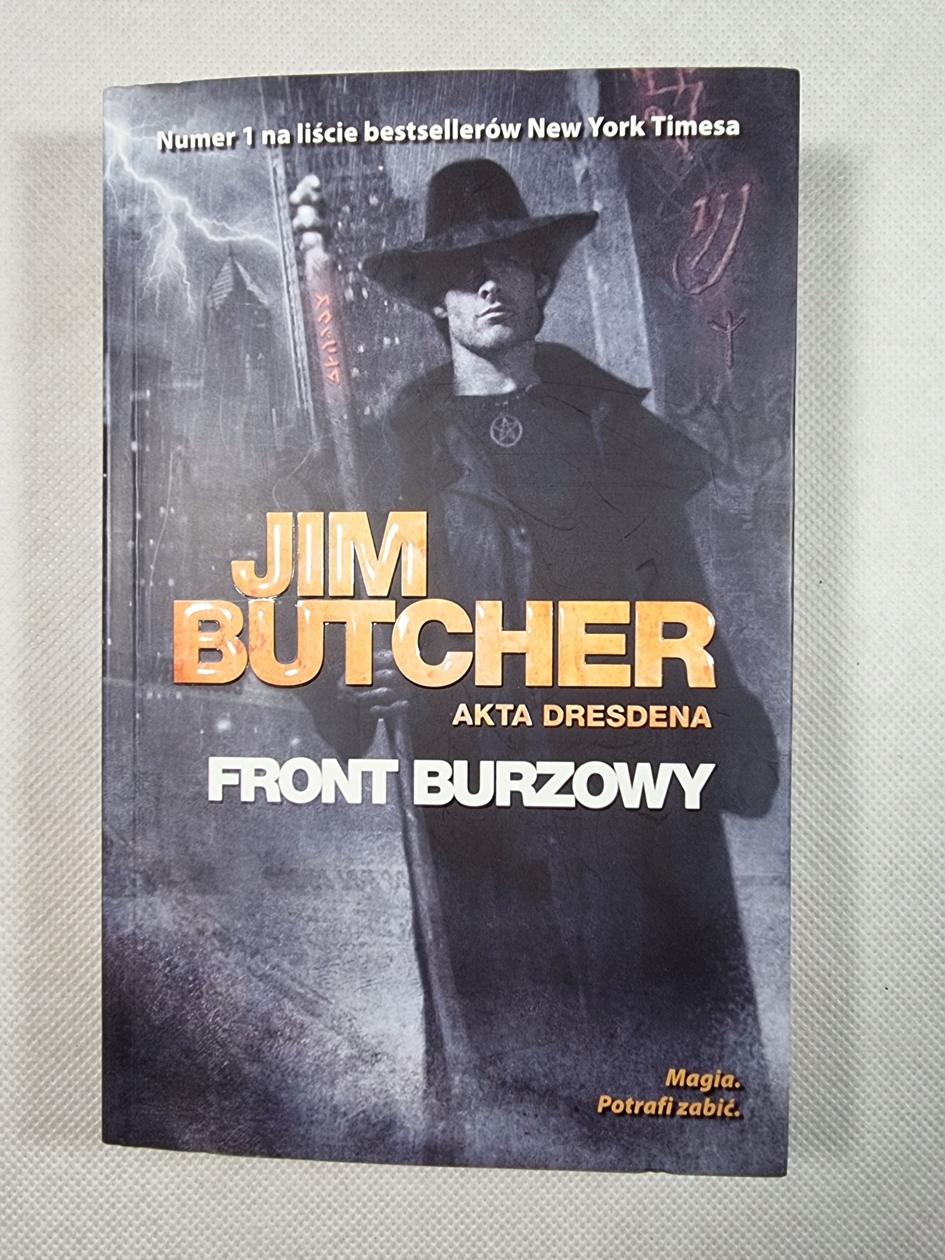 Front Burzowy / Akta Dresdena / Jim Butcher