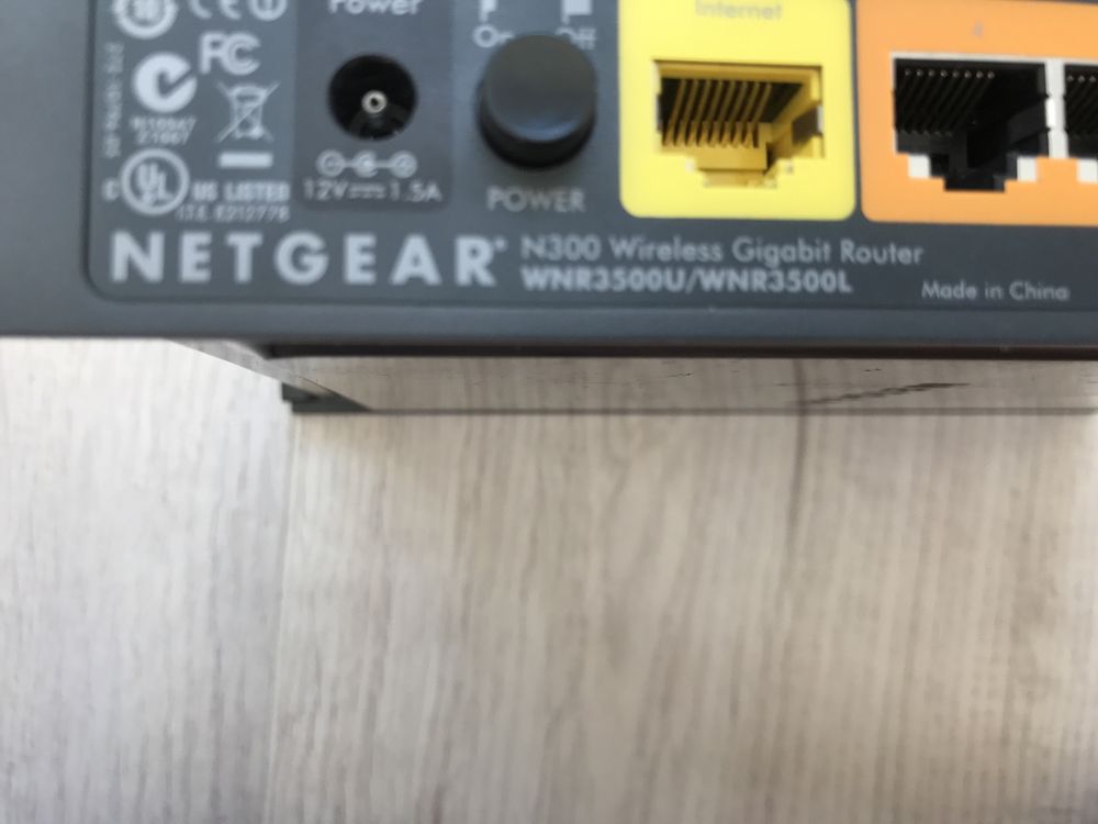 Router NETGEAR N300 WNR3500U/WNR3500L