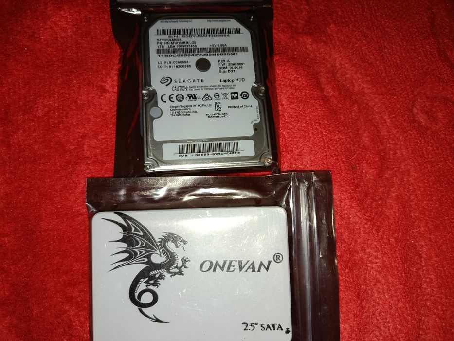 Dyski wewnętrzne 1tr i 60gb SSD i hdd