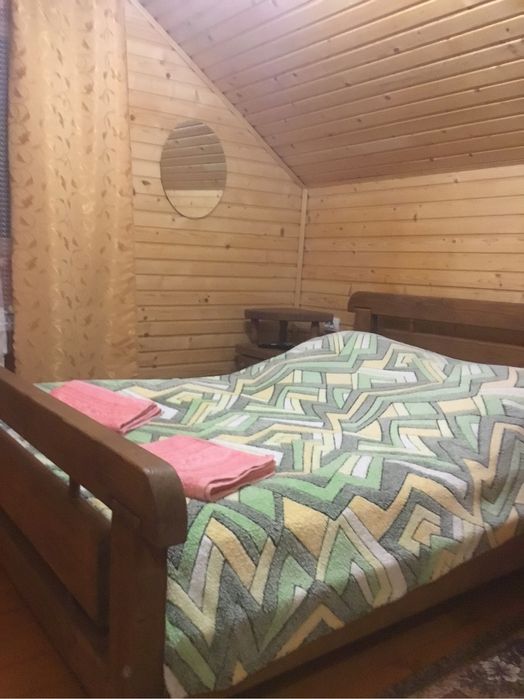 Будинок біля річки