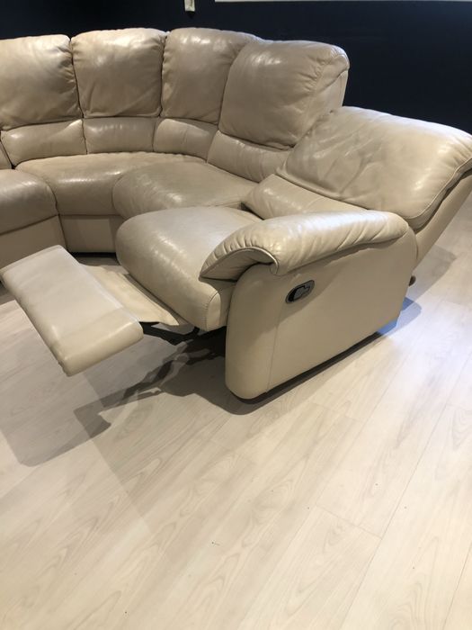 Vendo sofa branco