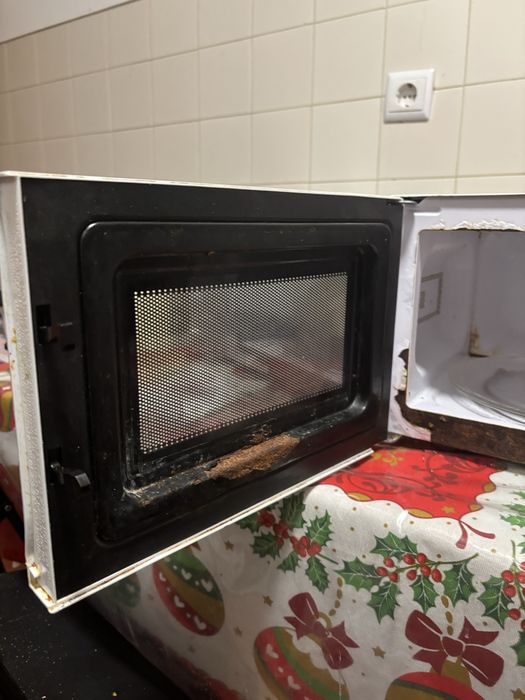 Microondas Marca Flama