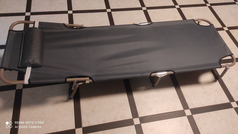 Розкладачка диван ліжко розкладне. Розкладушка.