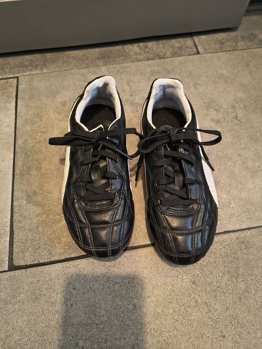 Korki piłkarskie firmy Puma roz. 31