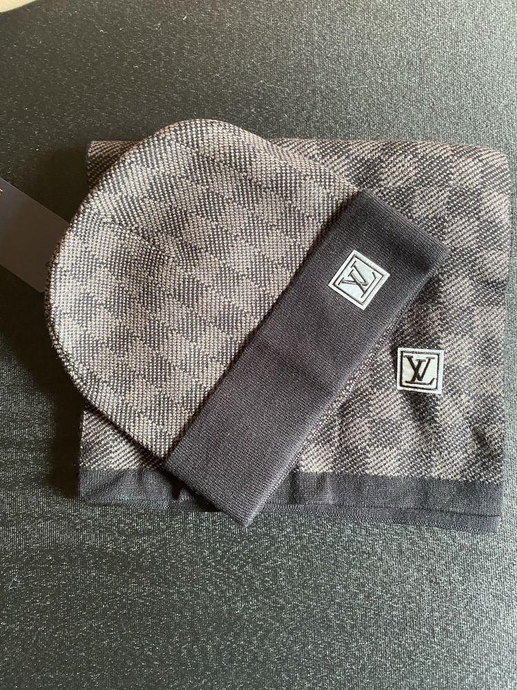 Louis Vuitton Gorro e Cachecol