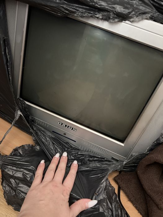 Телевізор 300 грн невеличкий робочий