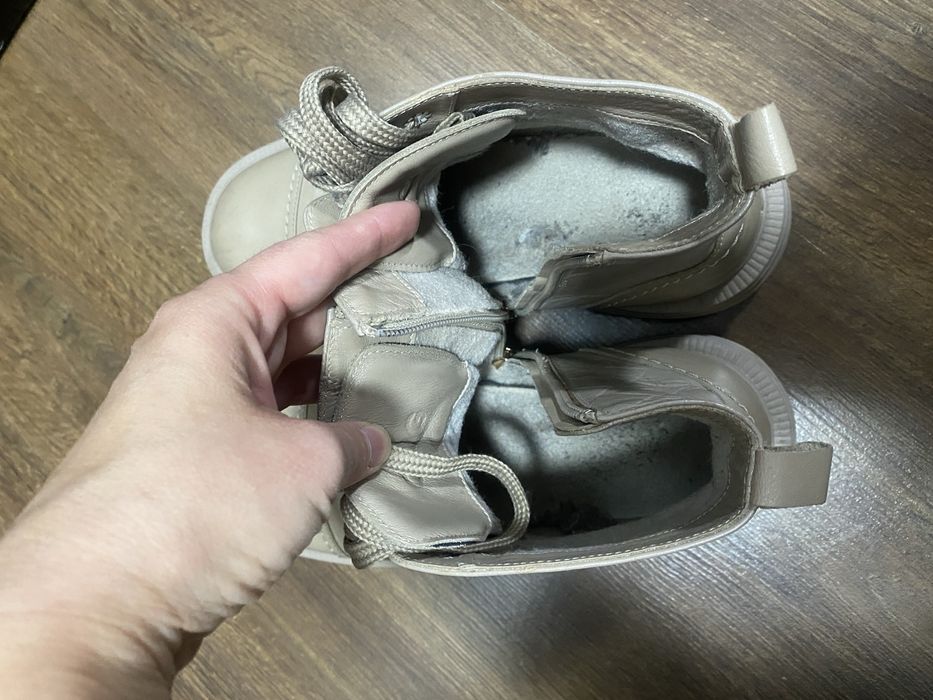 Демісезонні черевики 38-39 р