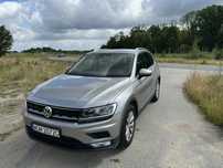 Volkswagen Tiguan Użytkowany od nowości / osoba prywatna