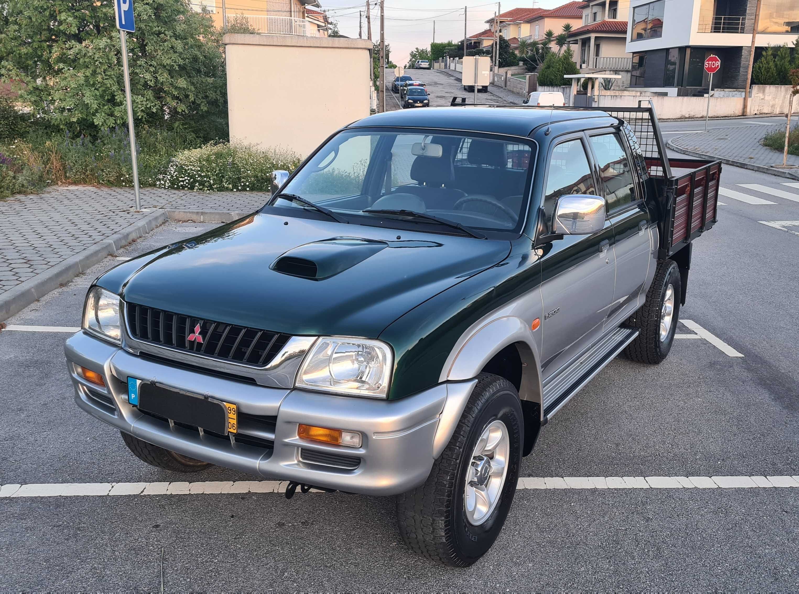 mitsubishi l200 pick up 4x4 strakar