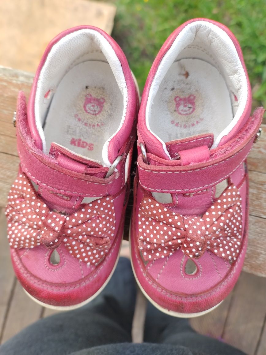 Buty, buciki, sandałki dla dziewczynki r 20