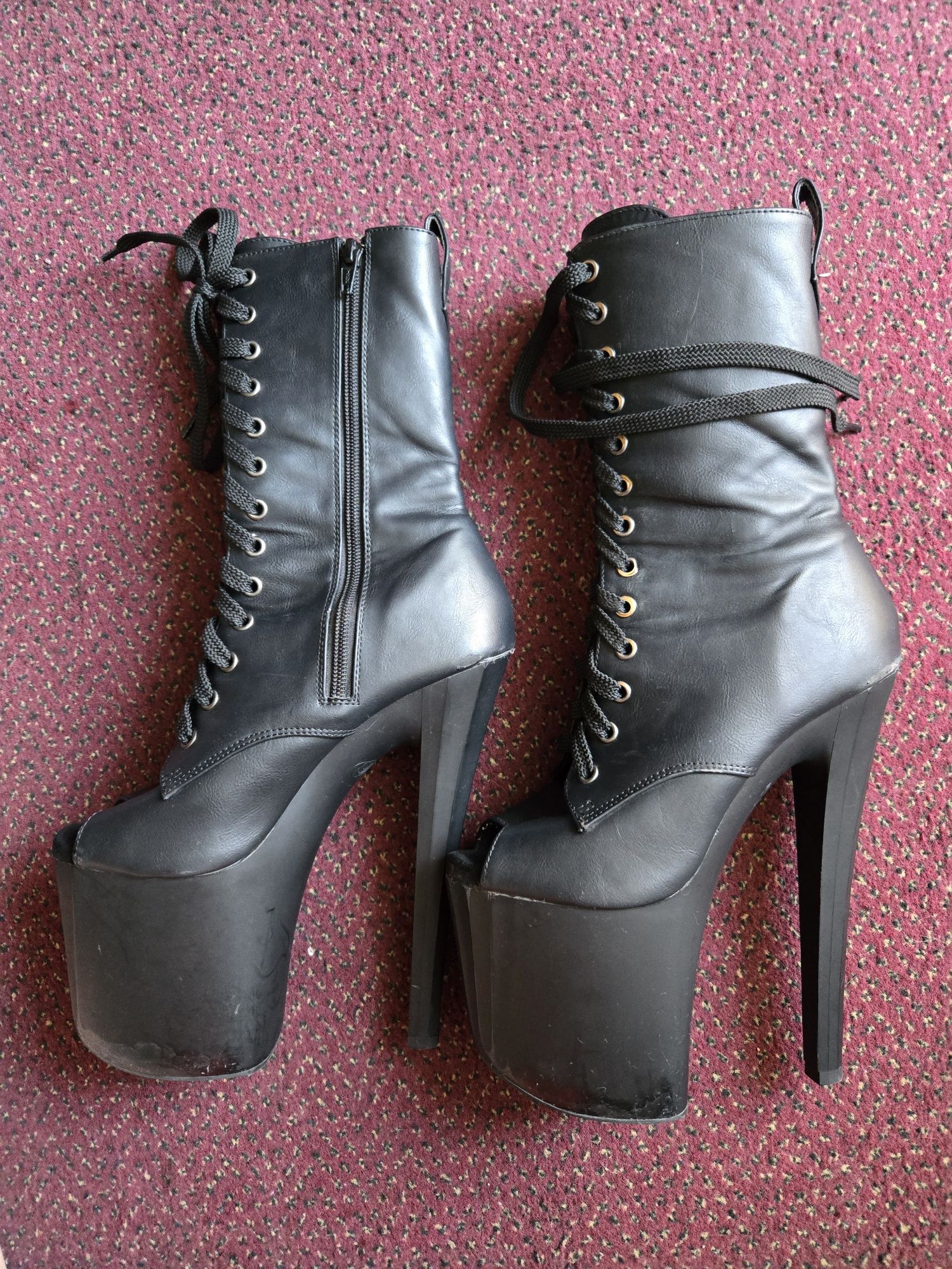 Стріпи Pleaser, трійки, 38 р.