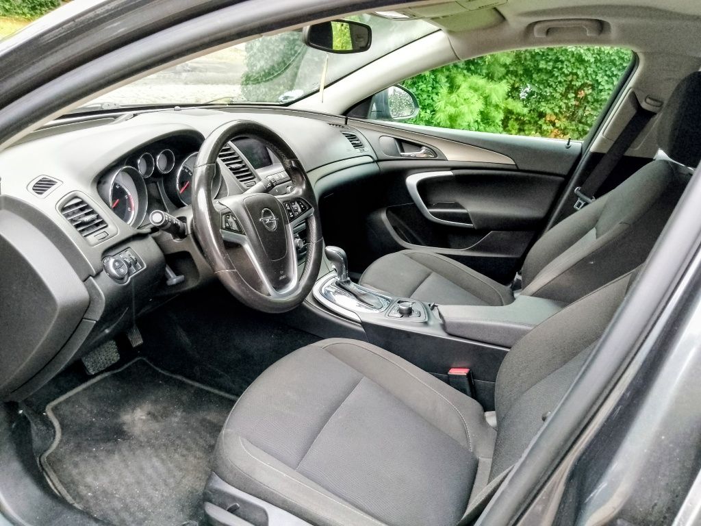 Opel Insignia Sports Tourer 2.0 CDTI z 2010r  118KW Automat