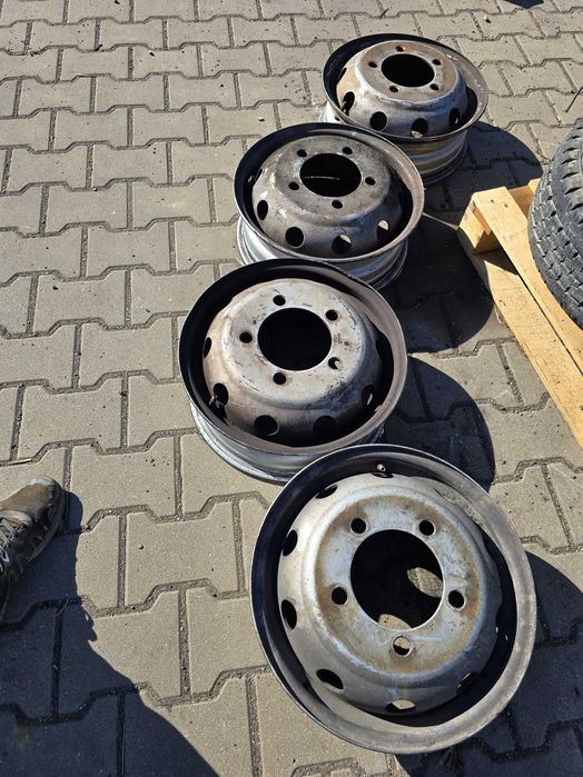 Felgi stalowe 16" bliźniak Nissan Cabstar / Maxity –