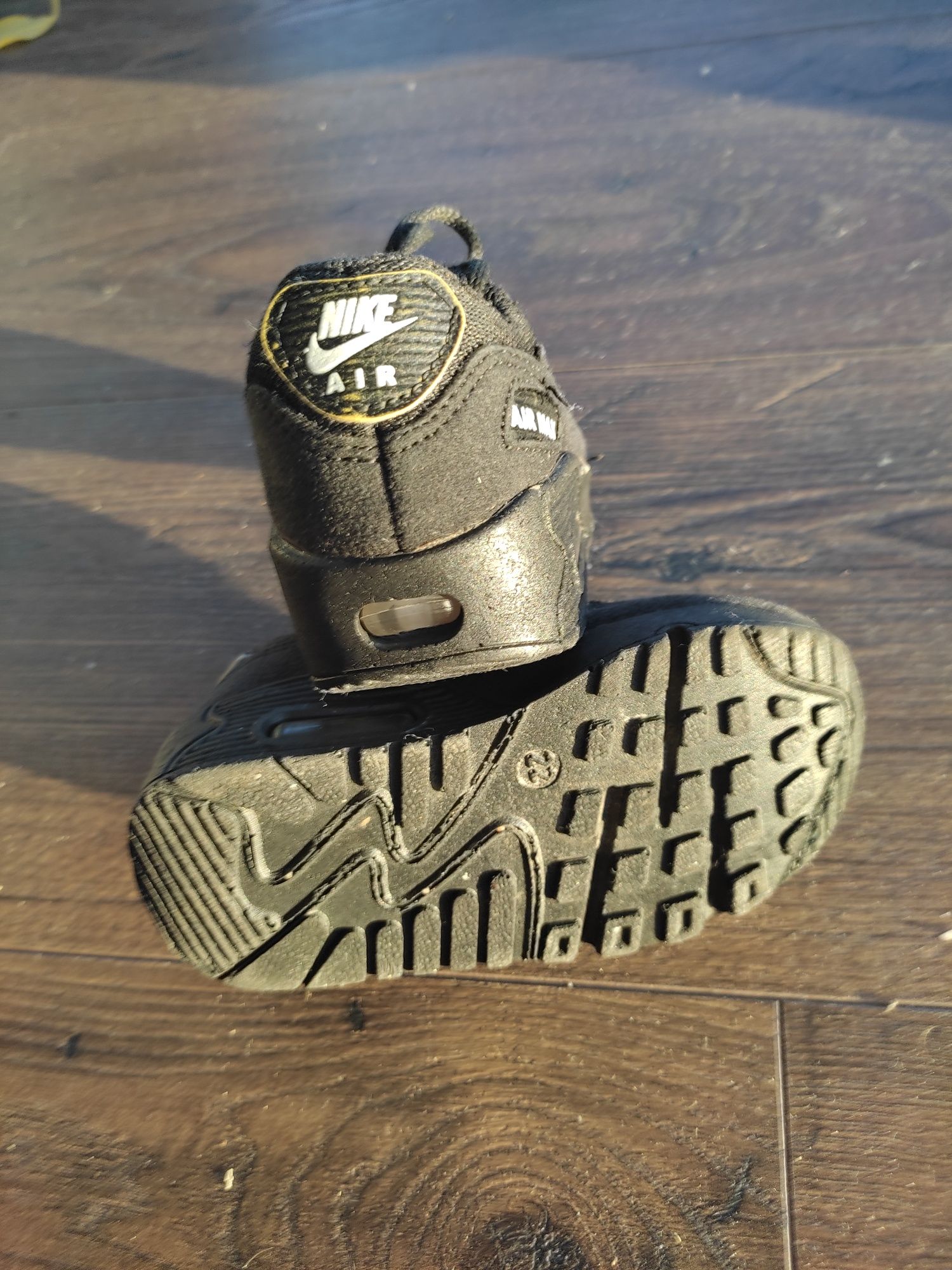 Buty sportowe Nike air max czarne adidasy rozm 22
