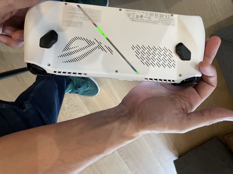 Asus Rogue Ally Z1 extreme 512gb 16gb ram