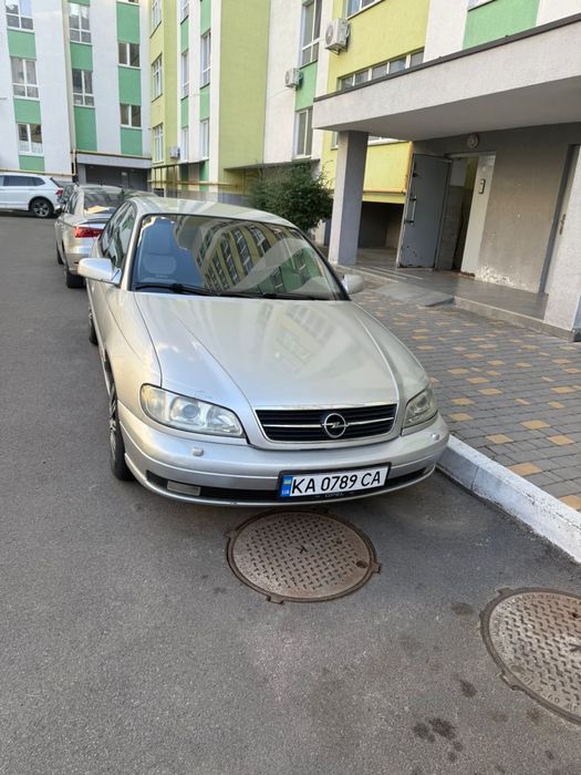 Продам машину Opel Omega 1999 рік