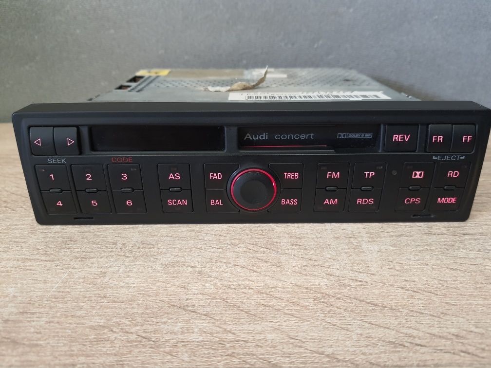 Radio samochodowe Audi Concert PLUS A3 A4 B5, A6 C5, TT, A2 + kod 22cm