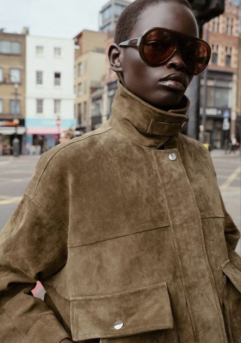 Куртка-бомбер Zara з натуральної шкіри, в наявності С