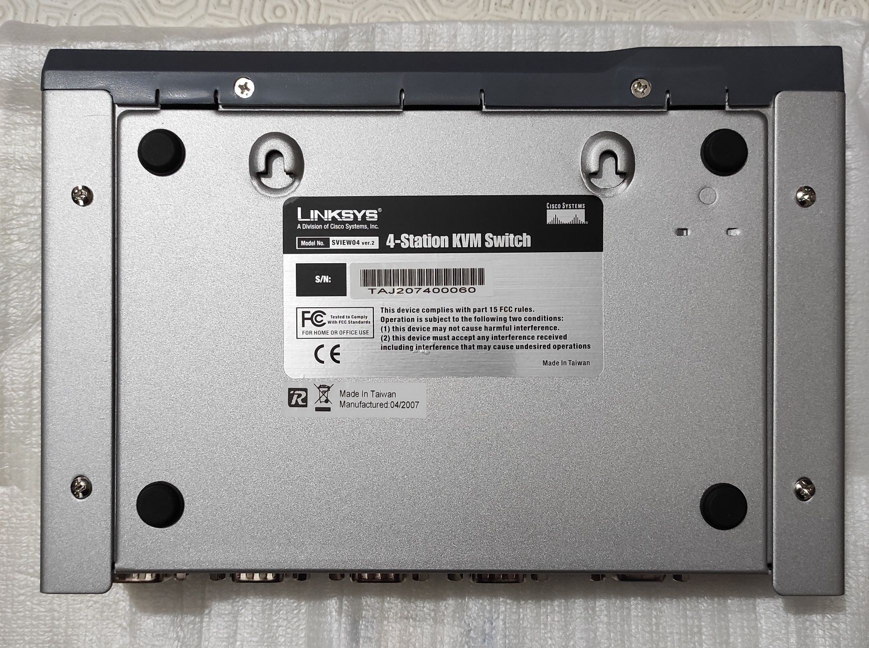 KVM Switch da Linksys NOVO