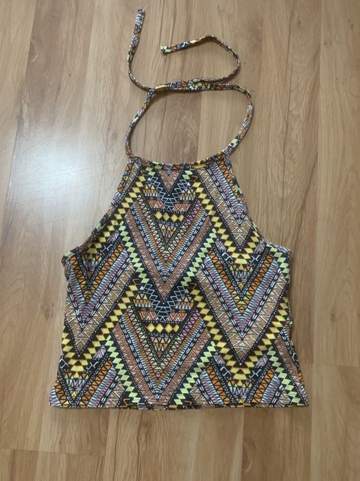 Crop Top z dekoltem halter