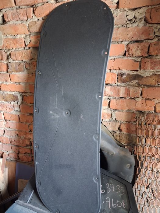 Продам задні ліві дверки Хюндай Кона по запчастинах