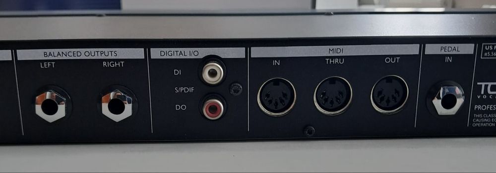 TC Helicon VoiceWorks Mic Preamp + Effect Processor