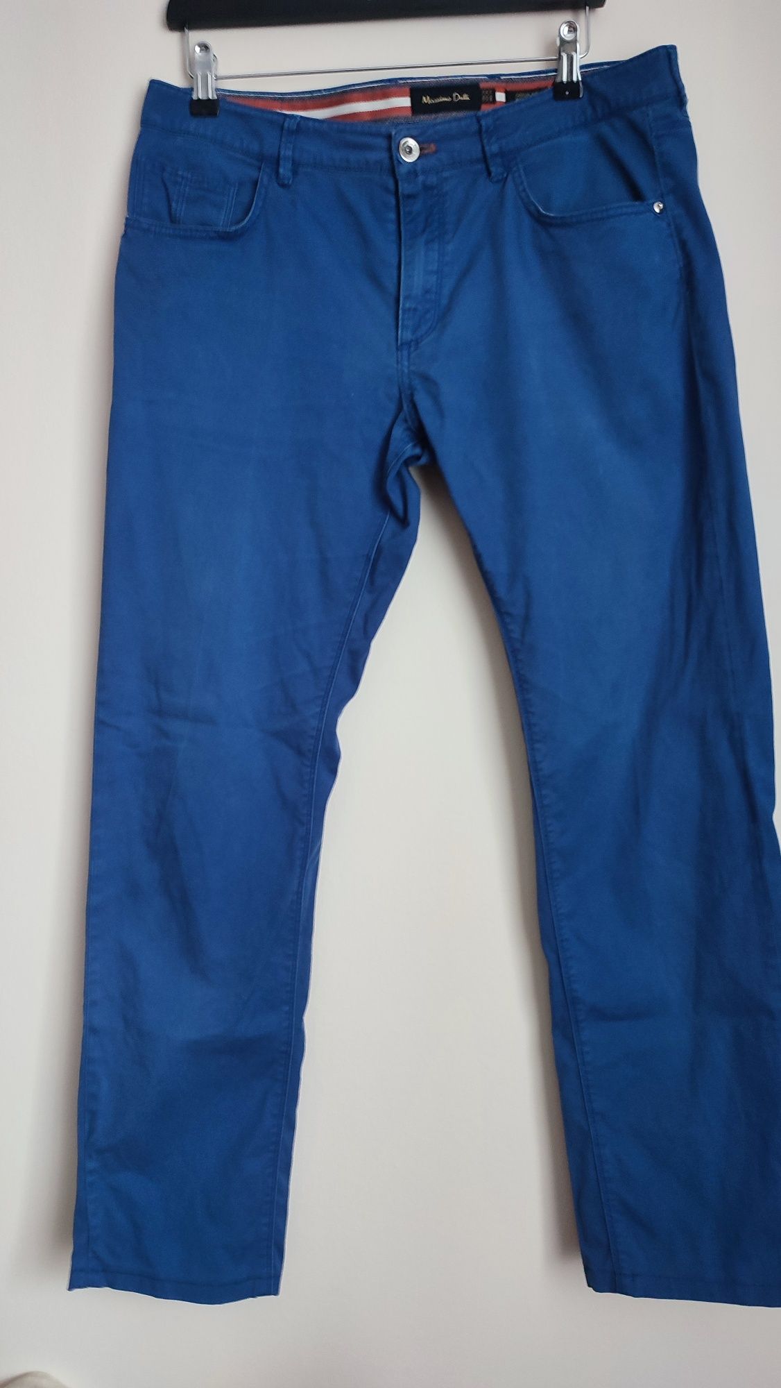 Męskie spodnie casualowe z Firmy Massimo Dutti