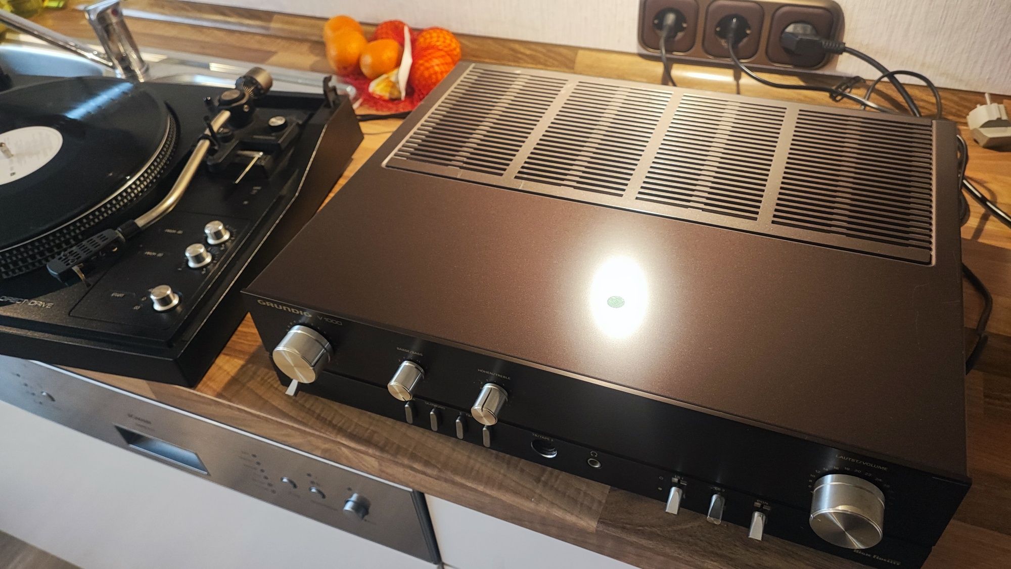 Gramofon  Telefunken, wzmacniacz grundig