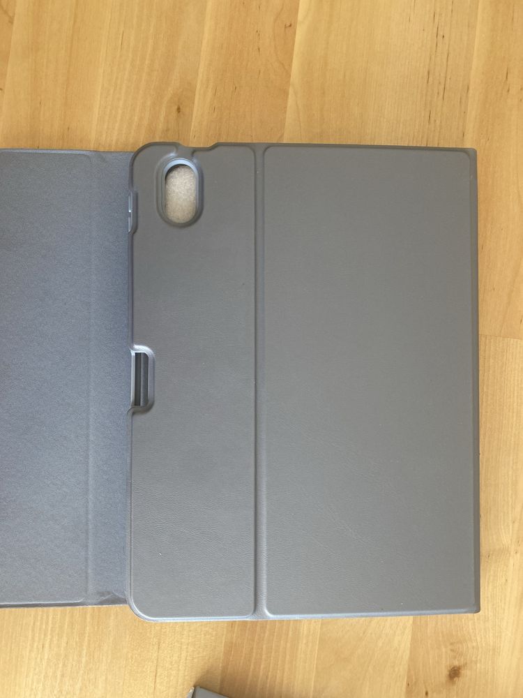 Capa ipad 10 geração com teclado bluetooth wireless