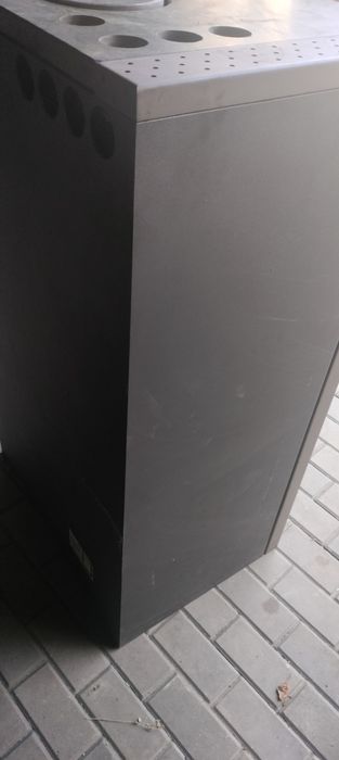 Kominek wolnostojący typ Manchatan
