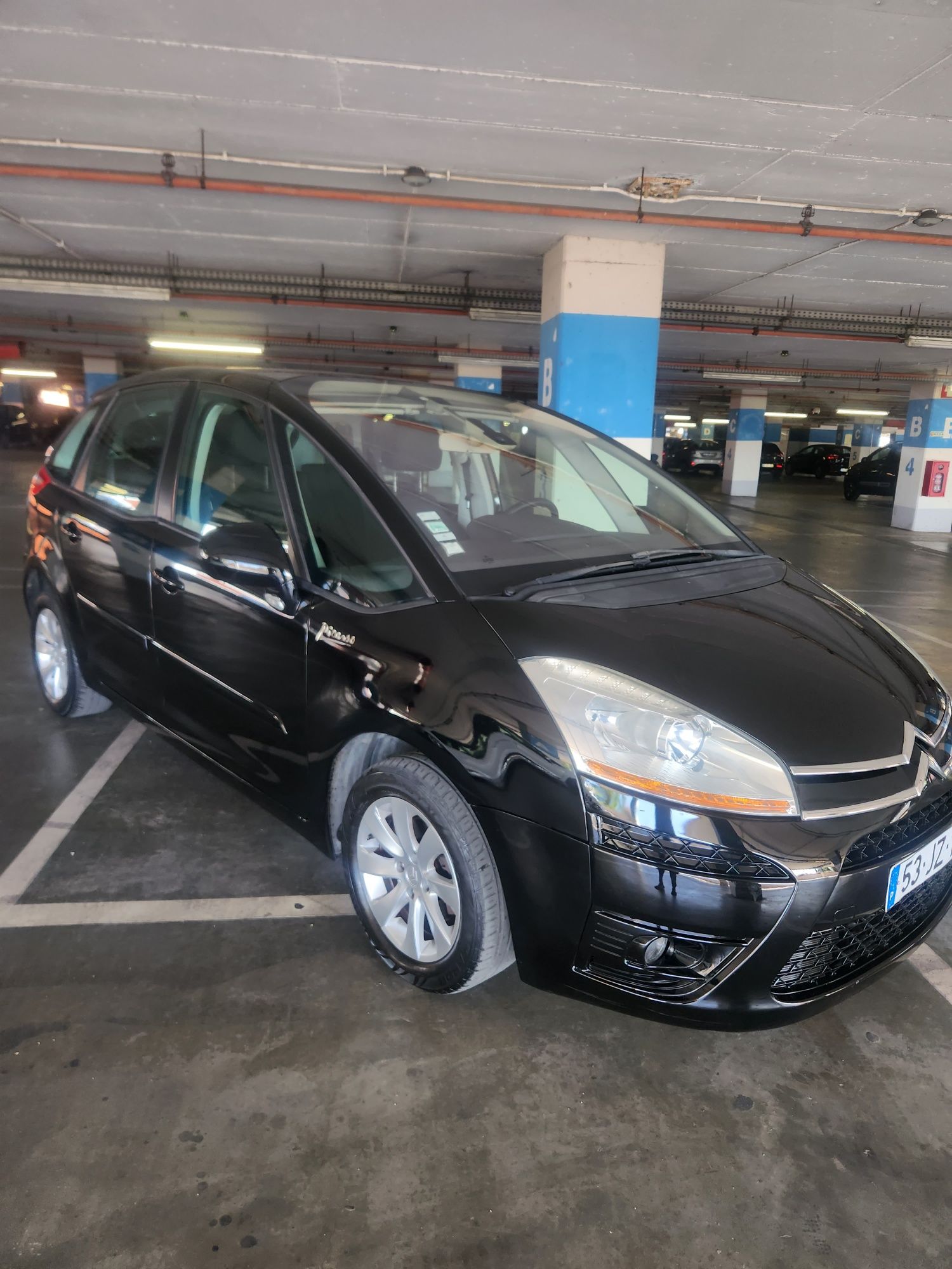 C4 Picasso ano 2010 só 200.000 km automática como nova Aceito retoma