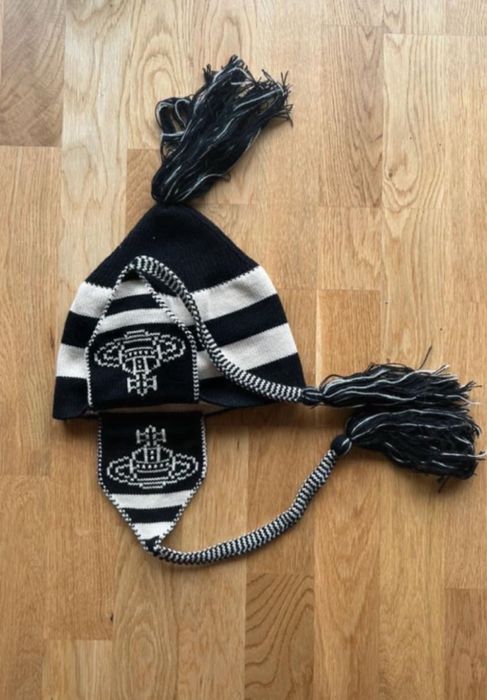 Nowa czapka zimowa uszatka z logo Vivienne Westwood