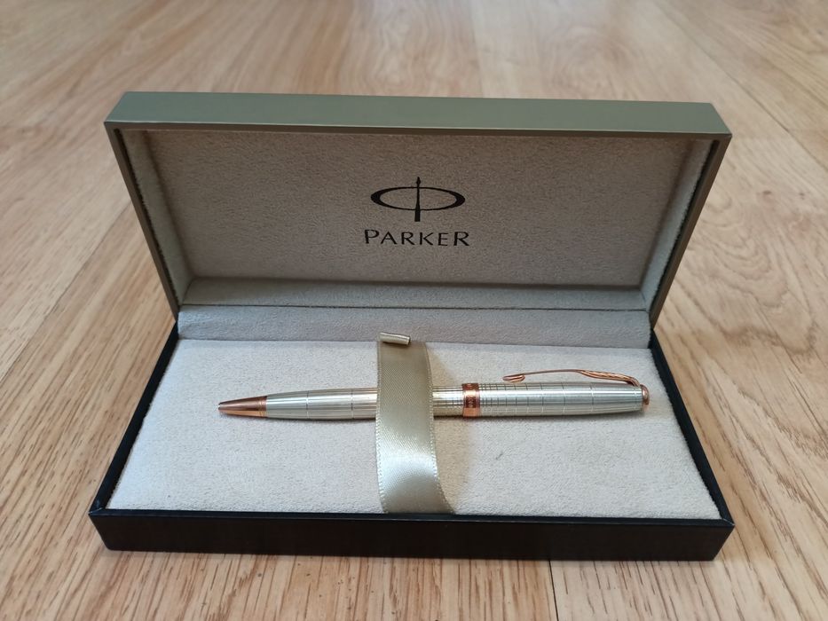 Срібна кулькова ручка Parker SONNET Cisele Silver PGT BP 88 132