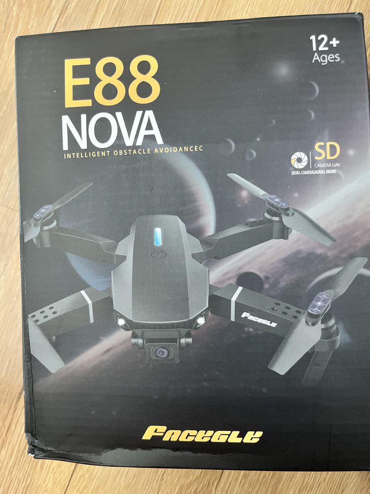 Dron z kamera nowy