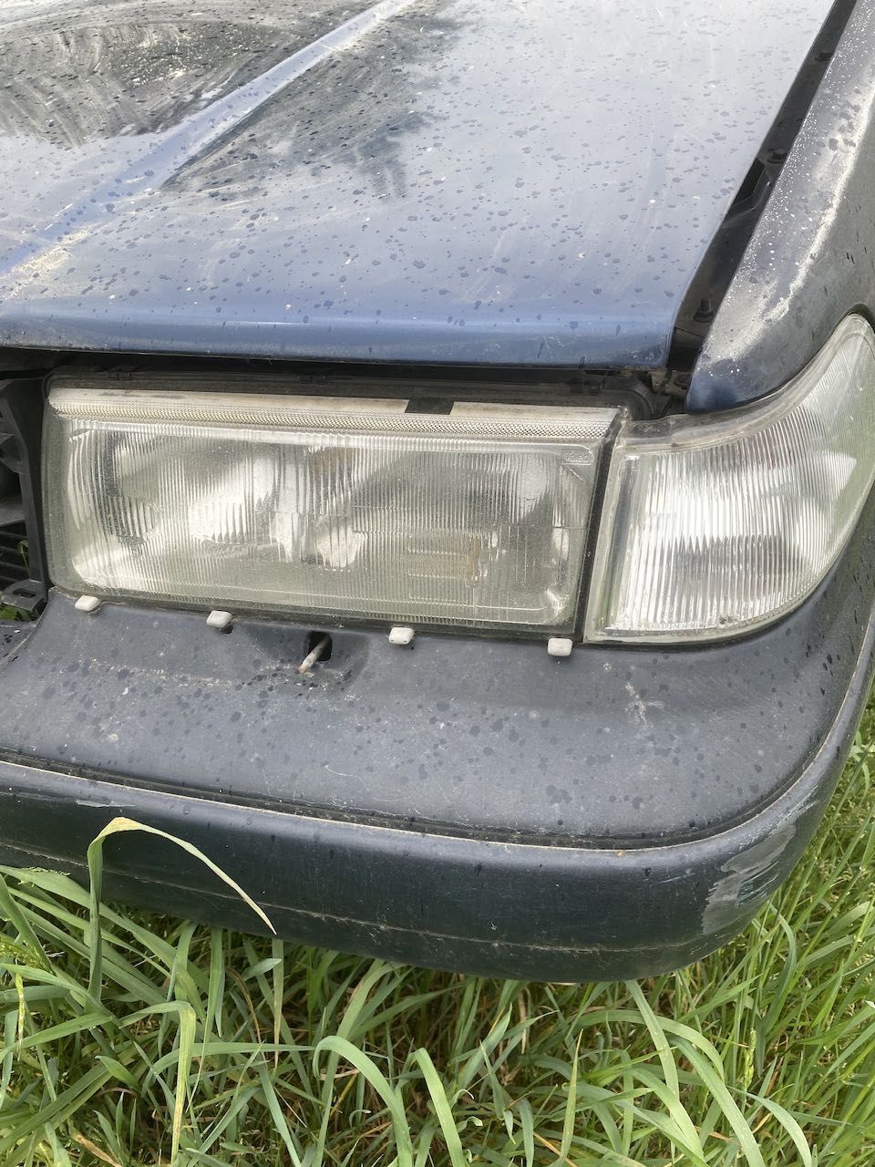 Volvo 960/S90/V90 zderzak z belką i absorberem komplet do lakierowania