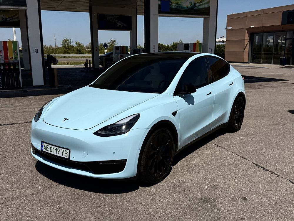 Продам Tesla Y Performance