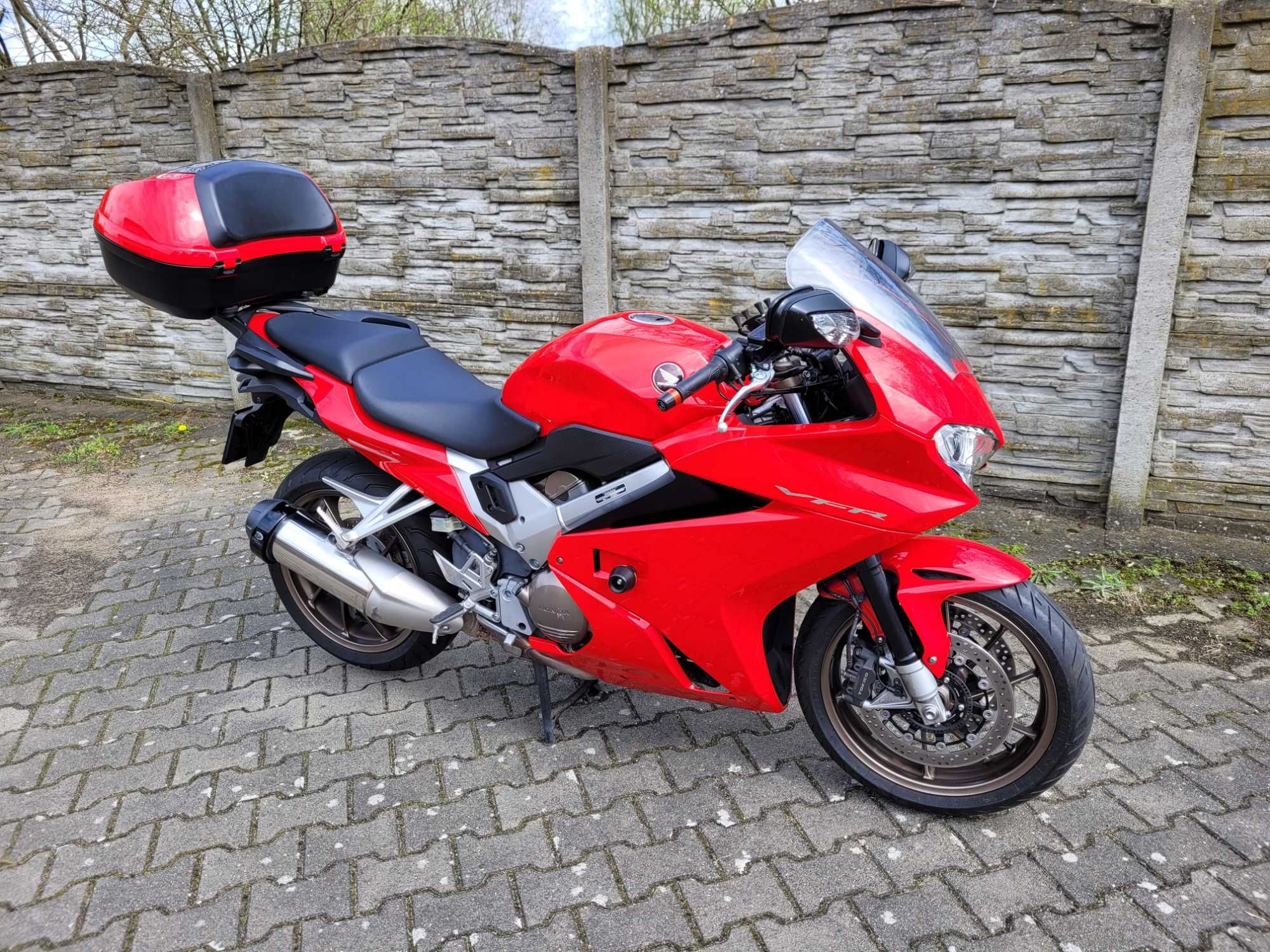 Honda VFR 800F!!!