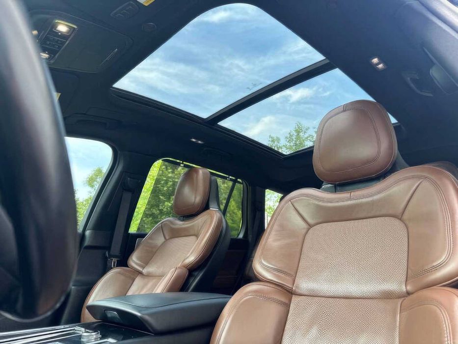 Lincoln Aviator      2020