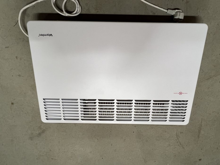 Sprzedam Grzejniki Elektryczne z Termostatami.