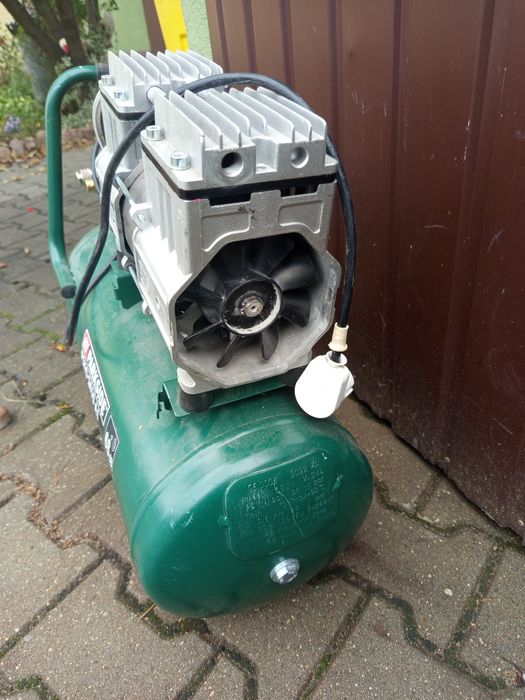 Bezolejowy kompresor parkside psko 2410 a1