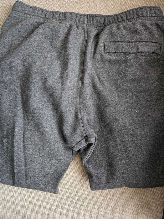 Spodnie dresowe Nike rozmiar M (unisex)