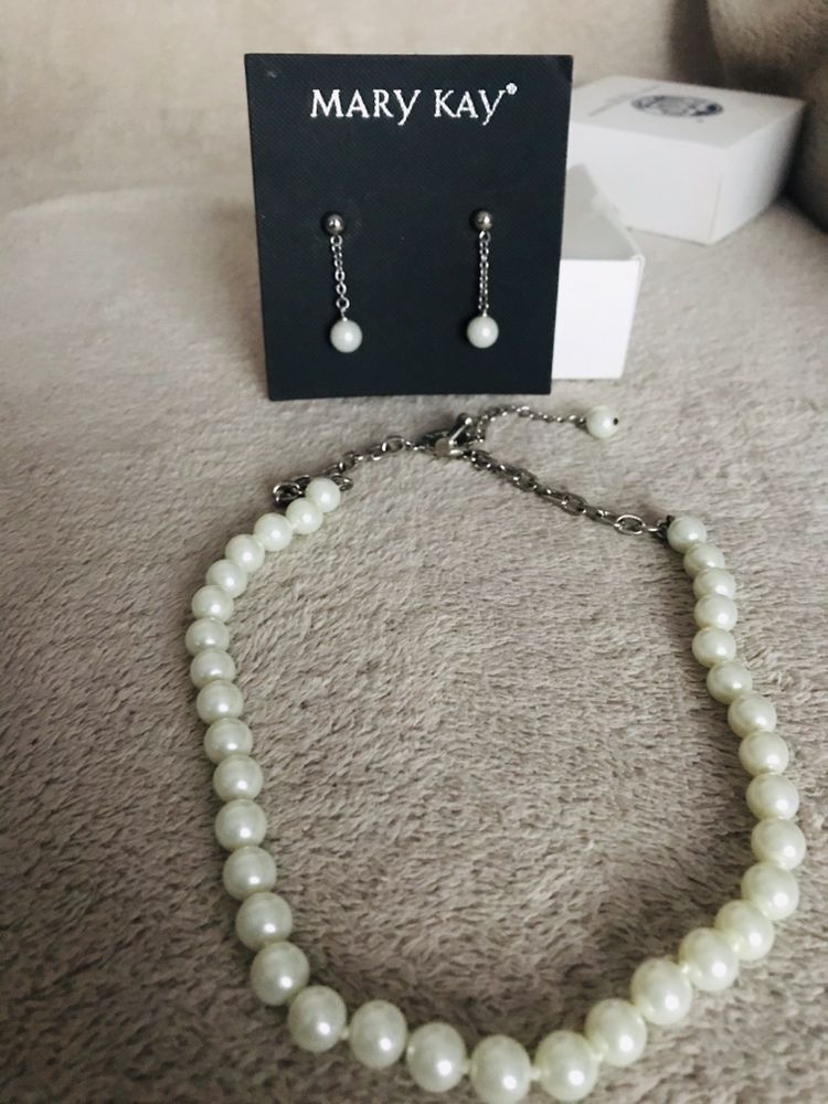 Новый набор ожерелье Мери Кей