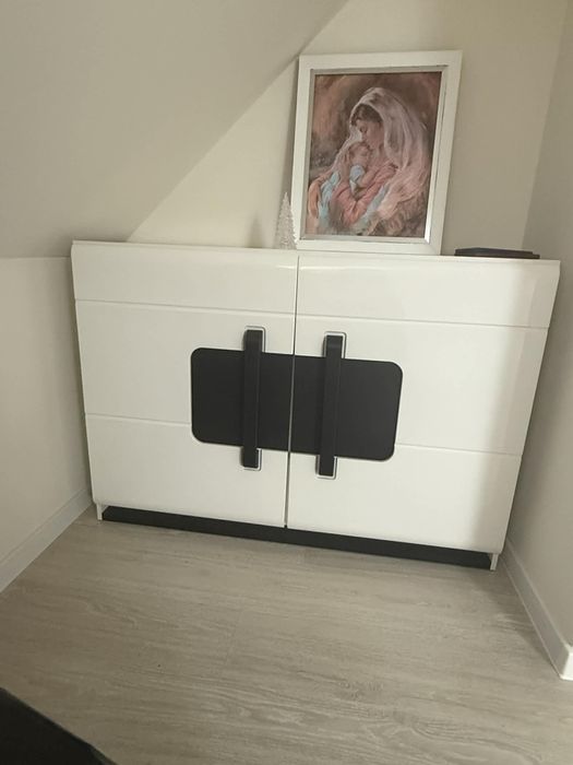 Komoda połysk jak nowa